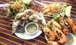 Comer en Ayutthaya